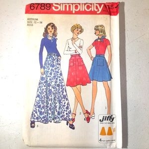 Vintage Simplicity 6789 Sewing Pattern